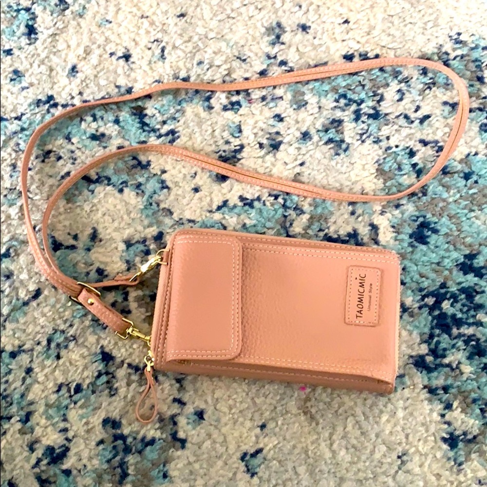 Crossbody Clutch